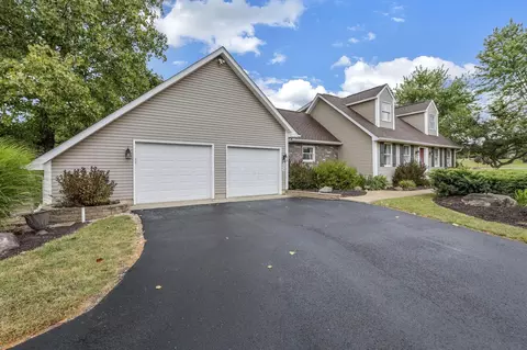 534 Coonpath Rd NE, Lancaster, OH 43130 photo 3