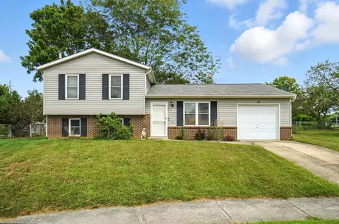 157 Forest Lake Ct, Delaware, OH 43015