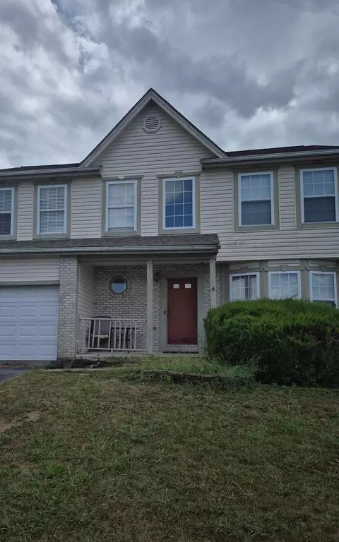 6729 Kristins Cove Ln, Canal Winchester, OH 43110
