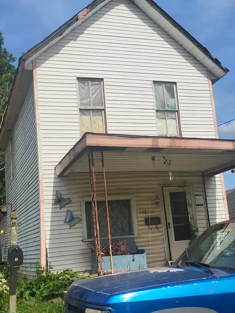 116 S 1st St, Newark, OH 43055