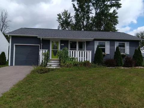 814 Lakeview Dr, Marysville, OH 43040