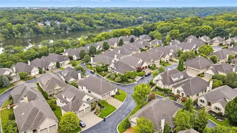 View/Area - 3258 River Highlands Way, Dublin, OH 43017 photo 5 of 8