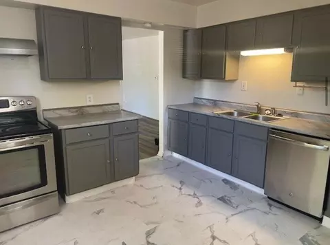 2250 Brentnell Ave, Columbus, OH 43211