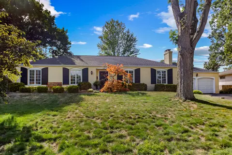 3169 Halesworth Rd, Columbus, OH 43221