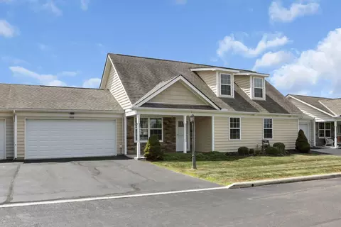 903 Cumberland Meadows Cir, Hebron, OH 43025
