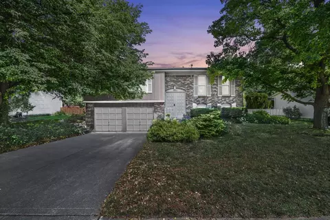 3530 Watergrass Hill Dr, Columbus, OH 43221