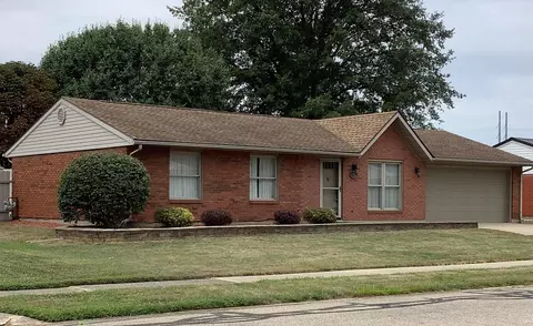 355 Cherokee Dr, Circleville, OH 43113