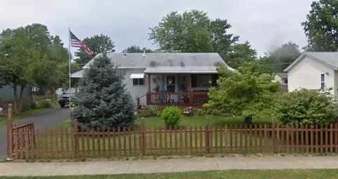 3905 Signal Dr, Columbus, OH 43232