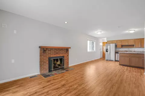 Living - 1217 Gresham Rd, Columbus, OH 43204 photo 4 of 6