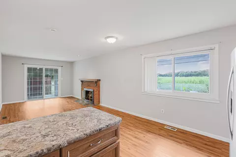Living - 1217 Gresham Rd, Columbus, OH 43204 photo 6 of 6