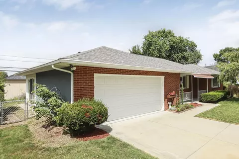 Exterior - 1217 Gresham Rd, Columbus, OH 43204 photo 2 of 10