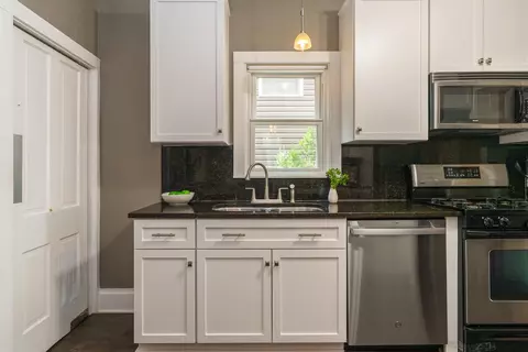 Kitchen - 130 E Gates St, Columbus, OH 43206 photo 1 of 4