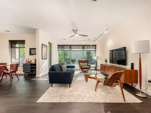251 Daniel Burnham Sq #302, Columbus, OH 43215
