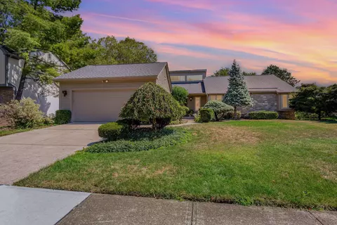 5144 Deerskin Dr, Westerville, OH 43081