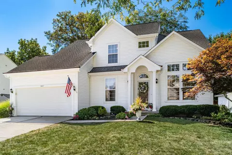 5897 Clipper Landing Dr, Columbus, OH 43228