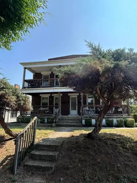 922 Northwest Blvd, Grandview Heights, OH 43212