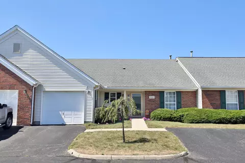 1047 Oak Bay Dr, Galloway, OH 43119