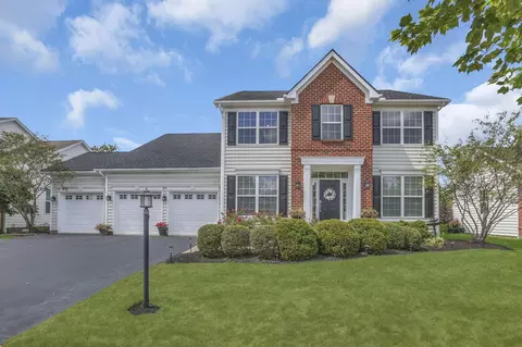 6935 Kindler Dr, New Albany, OH 43054