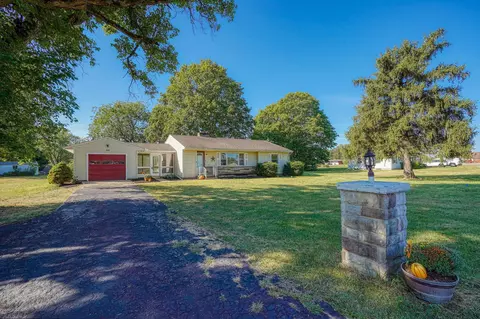 311 Tarlton Rd, Circleville, OH 43113 photo 5
