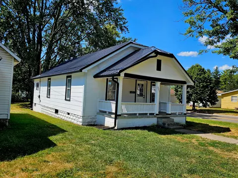 Exterior - 321 Worley St, Washington Court House, OH 43160 photo 1 of 7