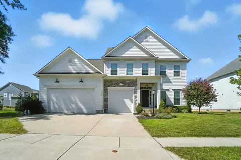 6422 Albanese Cir, Dublin, OH 43016