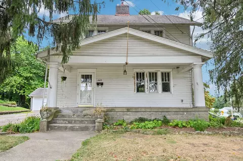 449 S 2nd St, Newark, OH 43055
