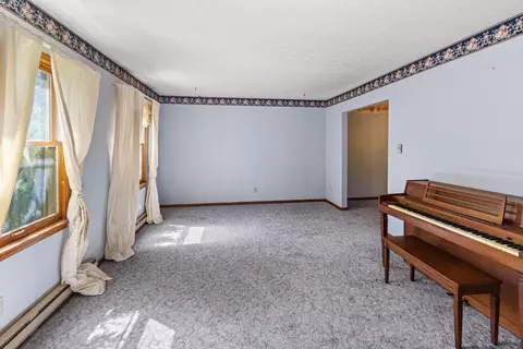 4960 Lakeview Dr, Powell, OH 43065