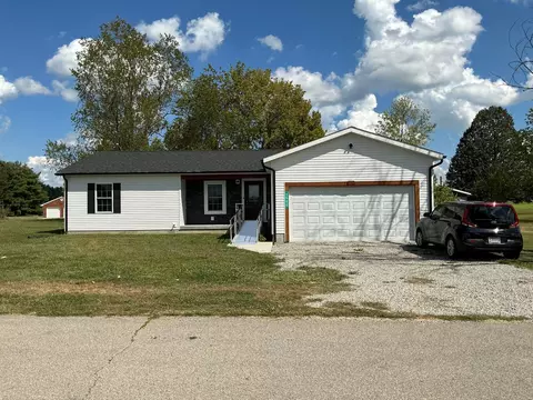 1522 Louisa Ave, Albany, OH 45710