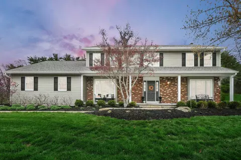 10755 Belle Dr, Norwich, OH 43767