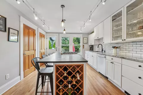 Kitchen - 162 E 2nd Ave, Columbus, OH 43201 photo 4 of 4