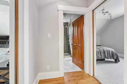 Entry Way - 162 E 2nd Ave, Columbus, OH 43201 photo 3 of 3