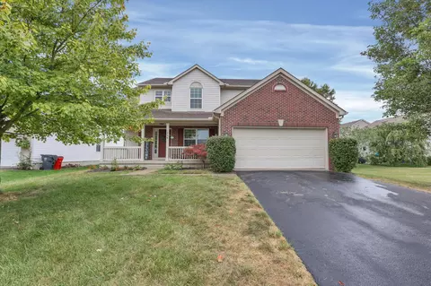 1594 Roscommon Dr, Pataskala, OH 43062