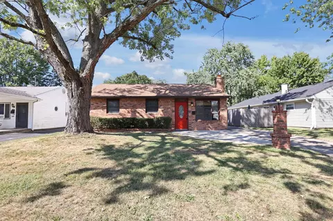 3502 Stephen St, Grove City, OH 43123