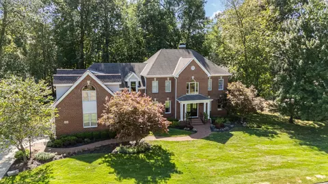 5560 Wild Pine Dr, Westerville, OH 43082