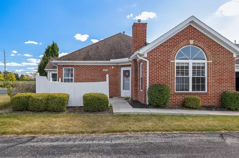 692 Hampton Woods Dr, Marion, OH 43302