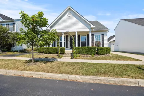 4462 Alameda Dr, Grove City, OH 43123