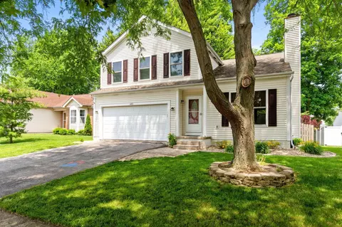 462 Maplegrove Dr, Marysville, OH 43040