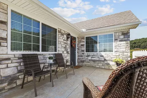 734 Whitetail Loop, Newark, OH 43055