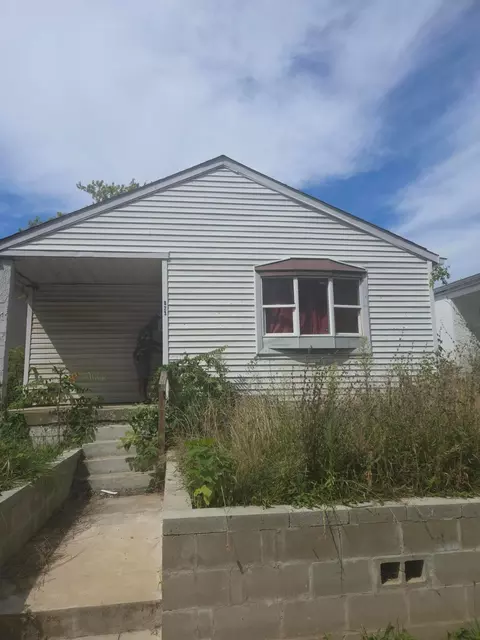 823 Bassett Ave, Columbus, OH 43219
