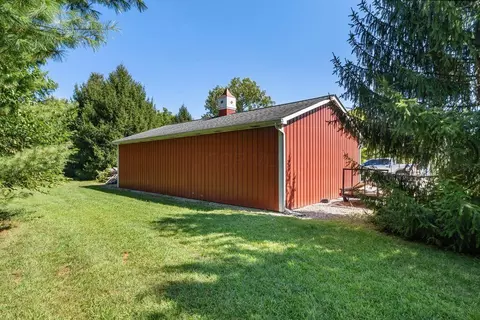 Exterior - 10187 Mantle Rd, Orient, OH 43146 photo 10 of 15