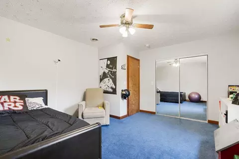 Bedroom - 10187 Mantle Rd, Orient, OH 43146 photo 4 of 6