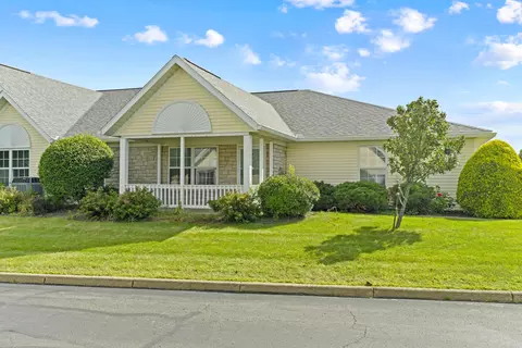 700 Villa Dr, Ontario, OH 44906