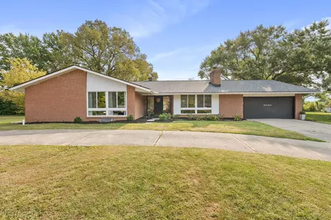 8234 Bertson Pl, Columbus, OH 43235
