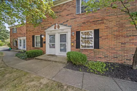 5053 Godown Rd, Columbus, OH 43220