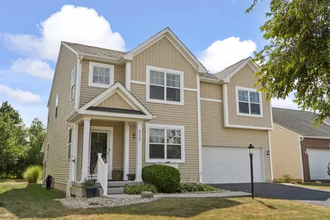 6735 John Dr, Canal Winchester, OH 43110