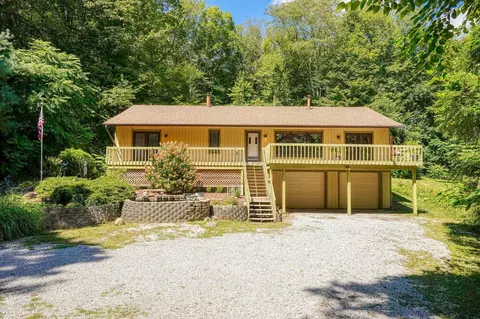 3016 Kauffman Rd NW, Carroll, OH 43112