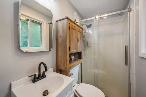 Bath - 5191 Stauffer Rd, Morral, OH 43337 photo 1 of 3