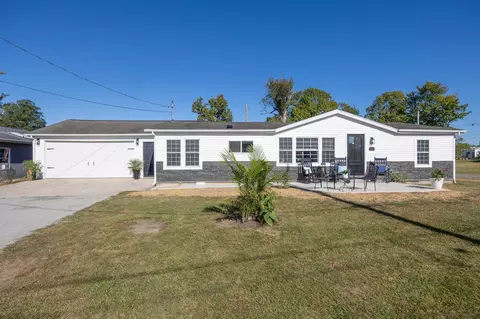 7665 Walnut St, Russells Point, OH 43348