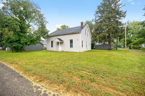 502 Railroad St, Blanchester, OH 45107