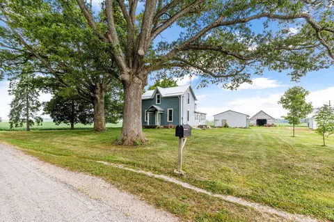 Exterior - 9900 Windfall Rd, La Rue, OH 43332 photo 2 of 9